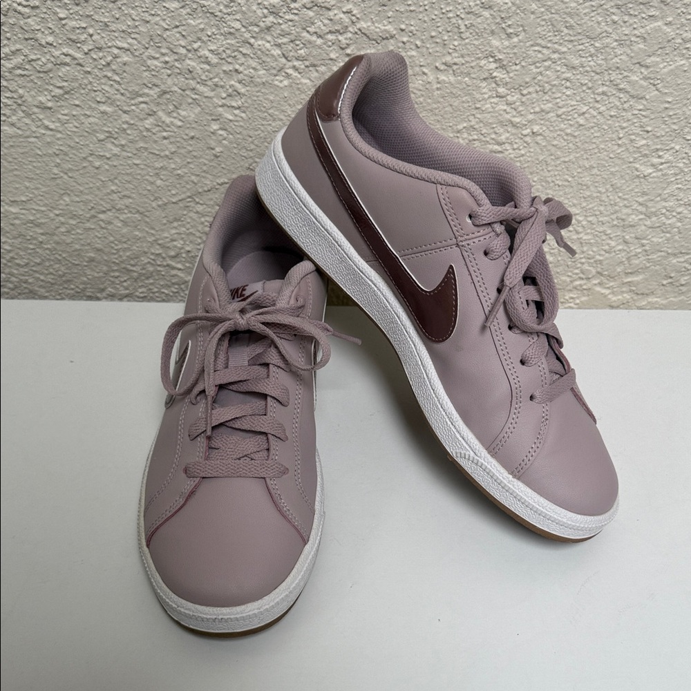 Nike - Court Royale